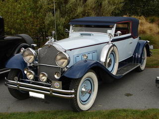 1930 745 Convertible Victoria